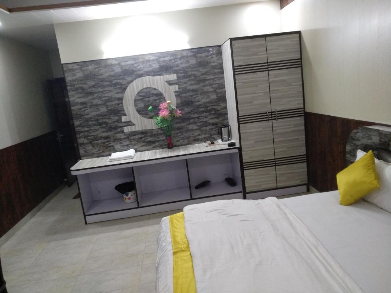 โรงแรมอาร์บี พาเลซ Dhaulpur ภายนอก รูปภาพ