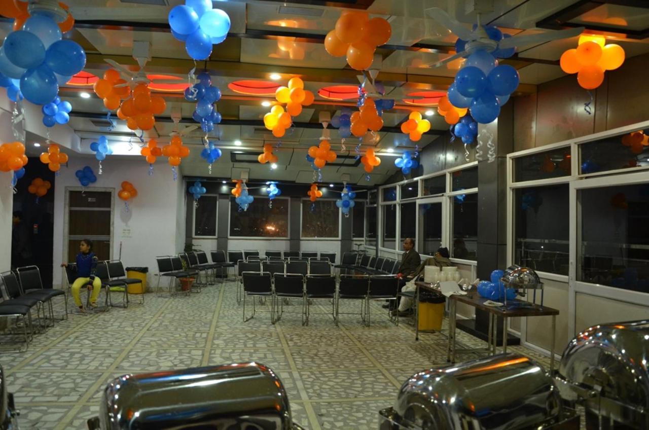 โรงแรมอาร์บี พาเลซ Dhaulpur ภายนอก รูปภาพ