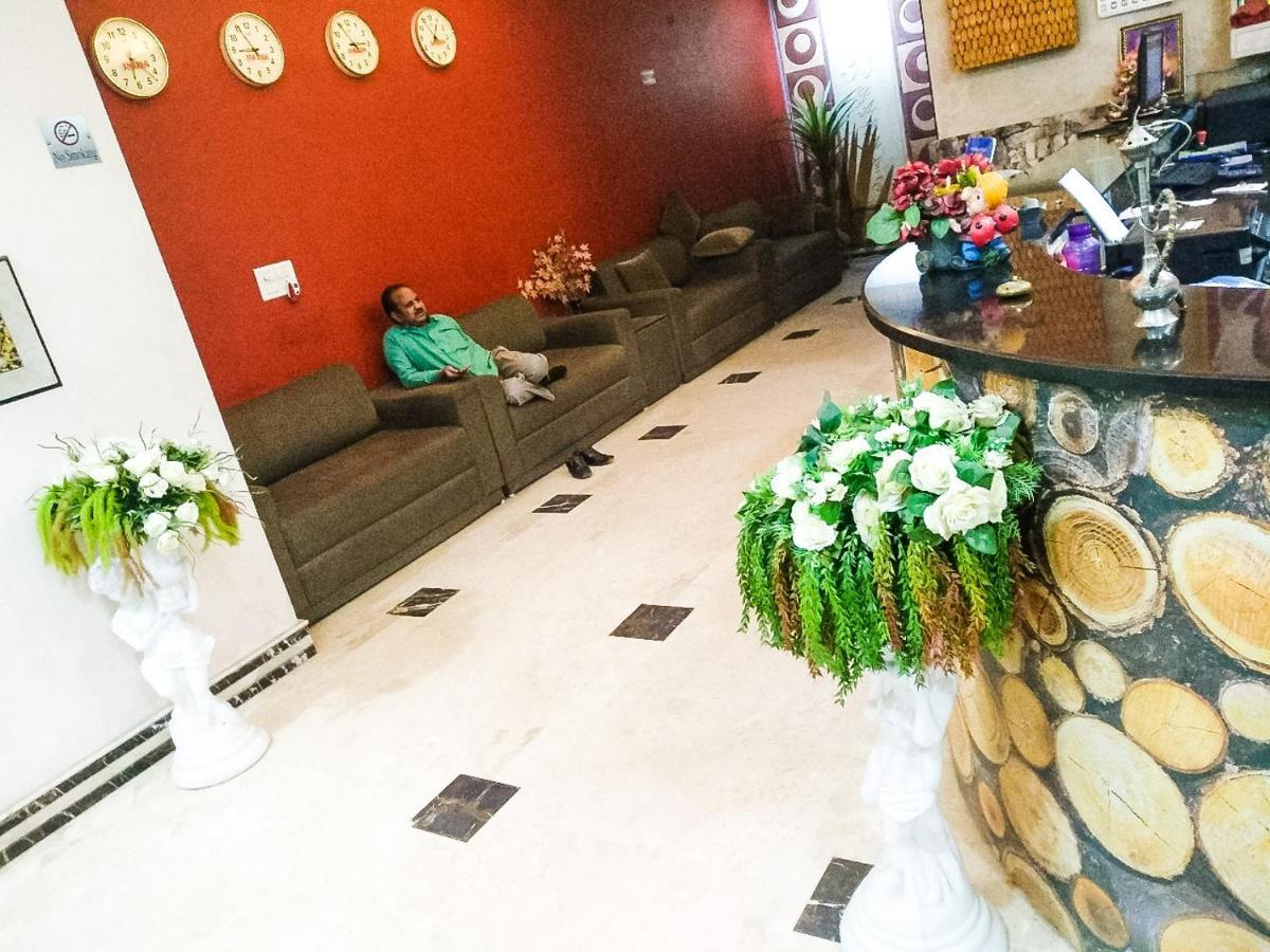 โรงแรมอาร์บี พาเลซ Dhaulpur ภายนอก รูปภาพ